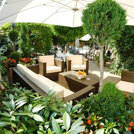 Hotel Alte Scheune 3*