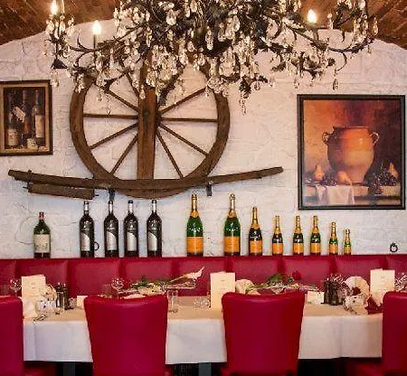Alte Scheune Hotel 3*