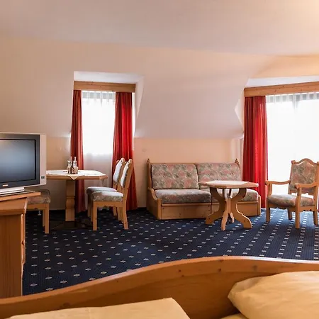 Alte Scheune Hotel 3*