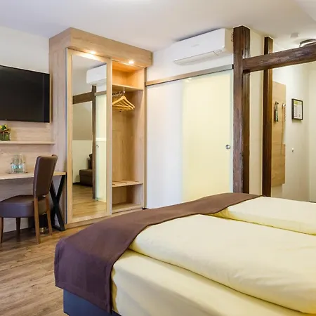 Alte Scheune Hotel 3*