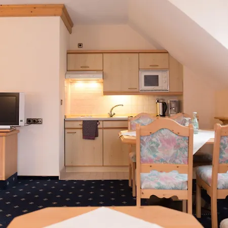 Alte Scheune Hotel 3*